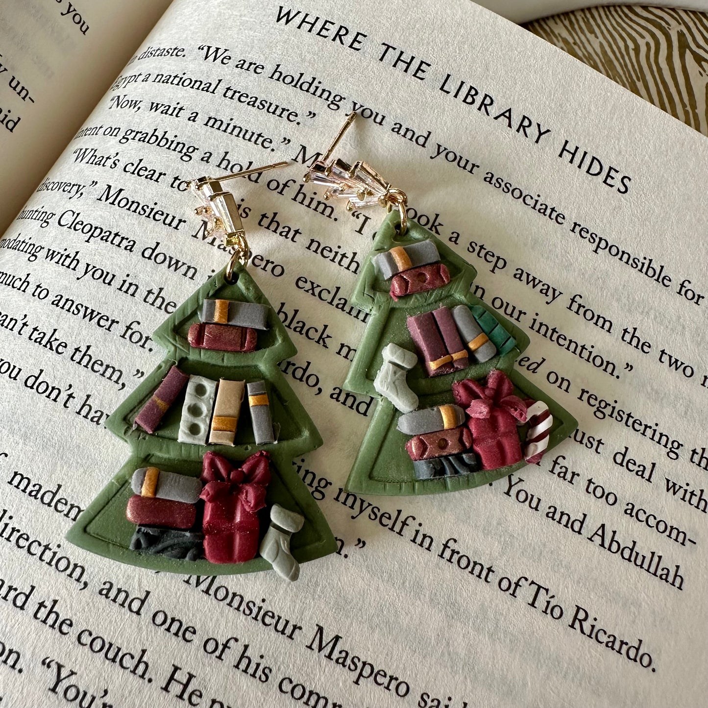 Xmas Trees Bookcase Earrings
