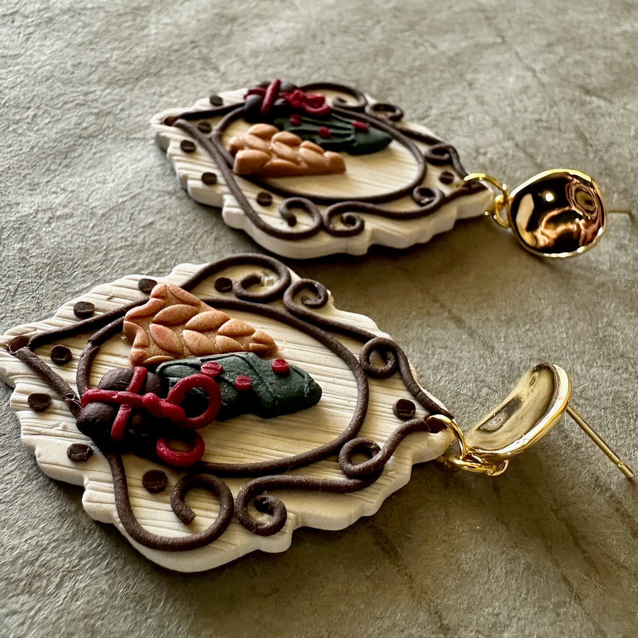 Tree & Present Earring (Holiday 2025)